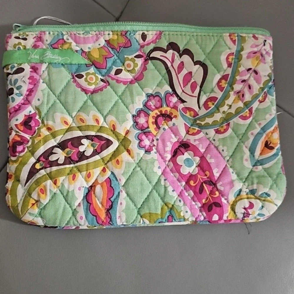 Vera‎ Bradley Green Paisley Quilted Cotton Cosmetic Makeup Bag Pouch Medium Zip